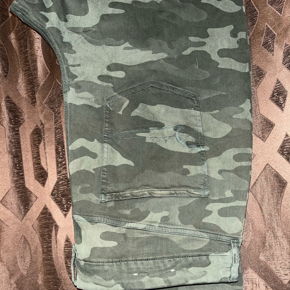 American Eagle skinny jeans, plus size 24 short